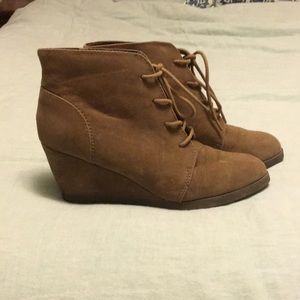 Madden Girl Suede Lace up Wedges